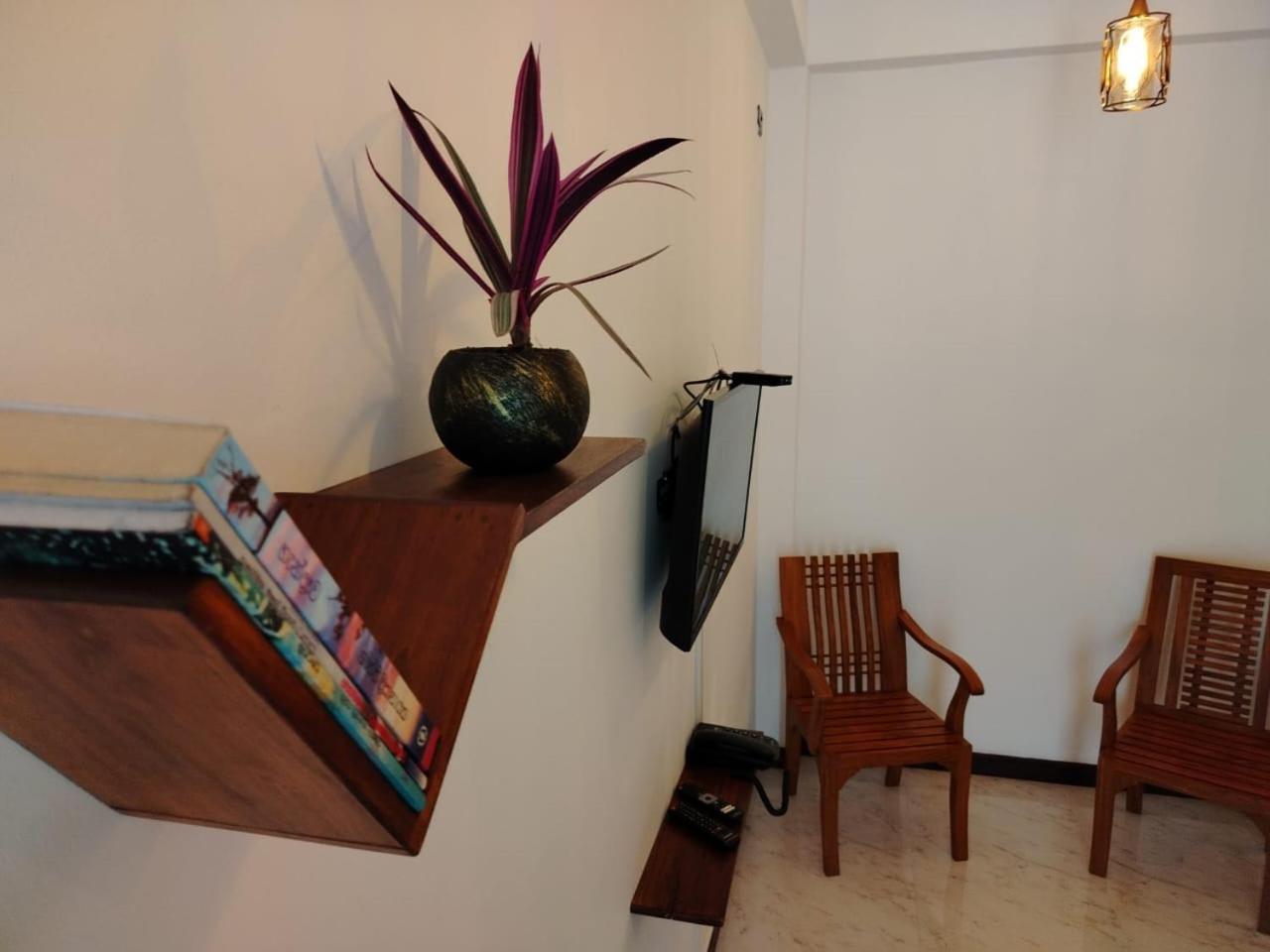 Diora Hotel Ratnapura Exteriér fotografie