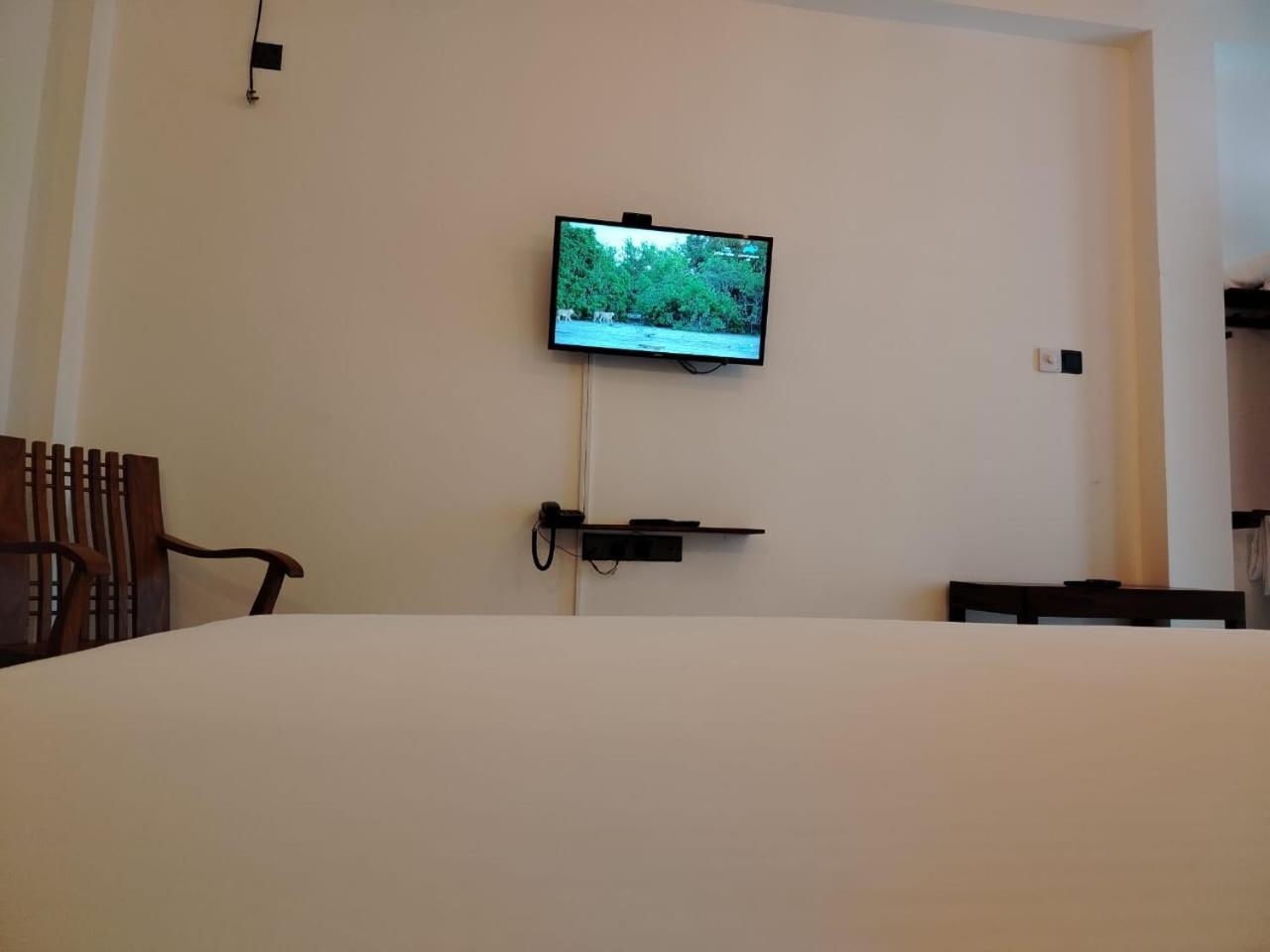 Diora Hotel Ratnapura Exteriér fotografie