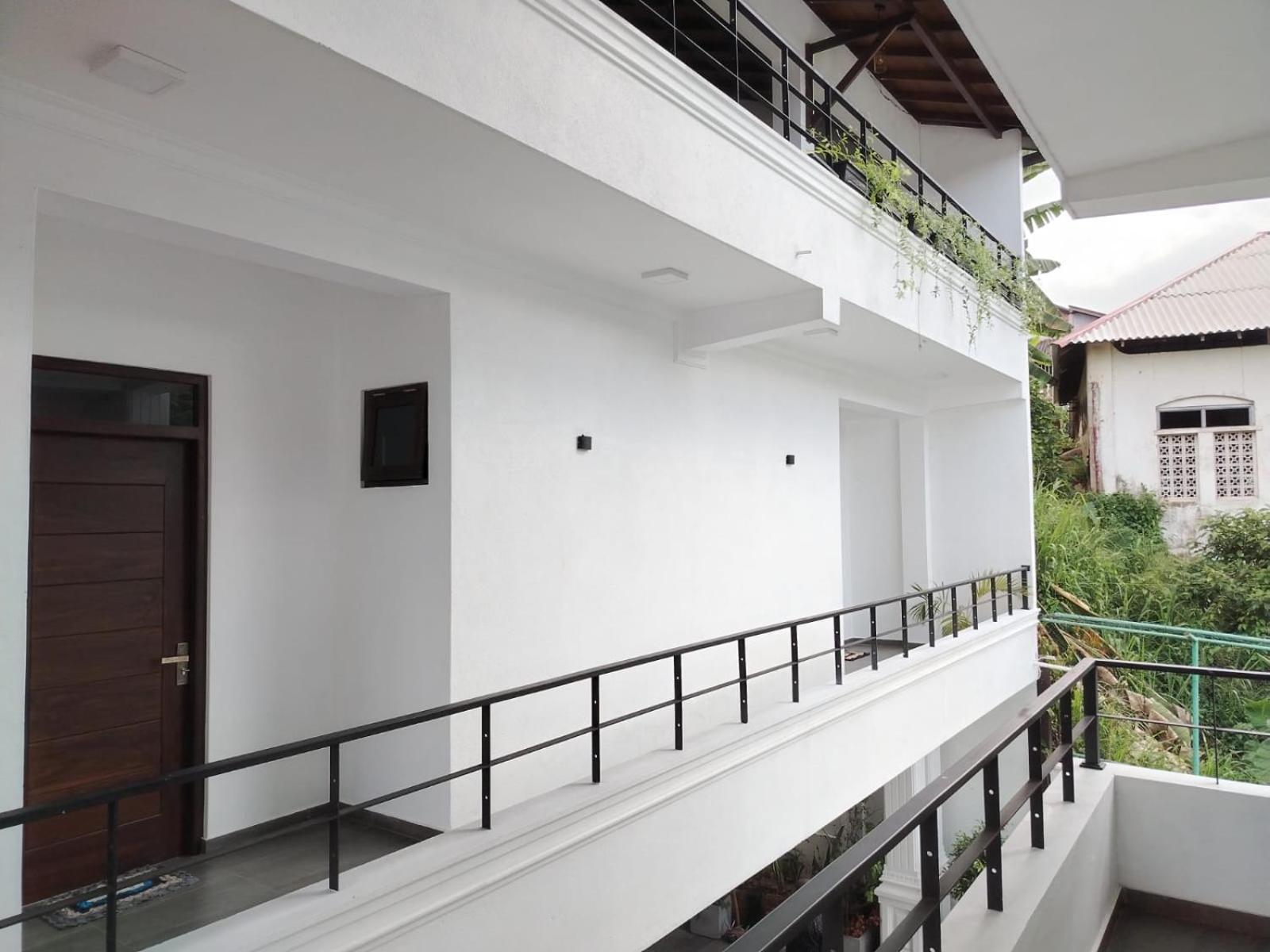 Diora Hotel Ratnapura Exteriér fotografie