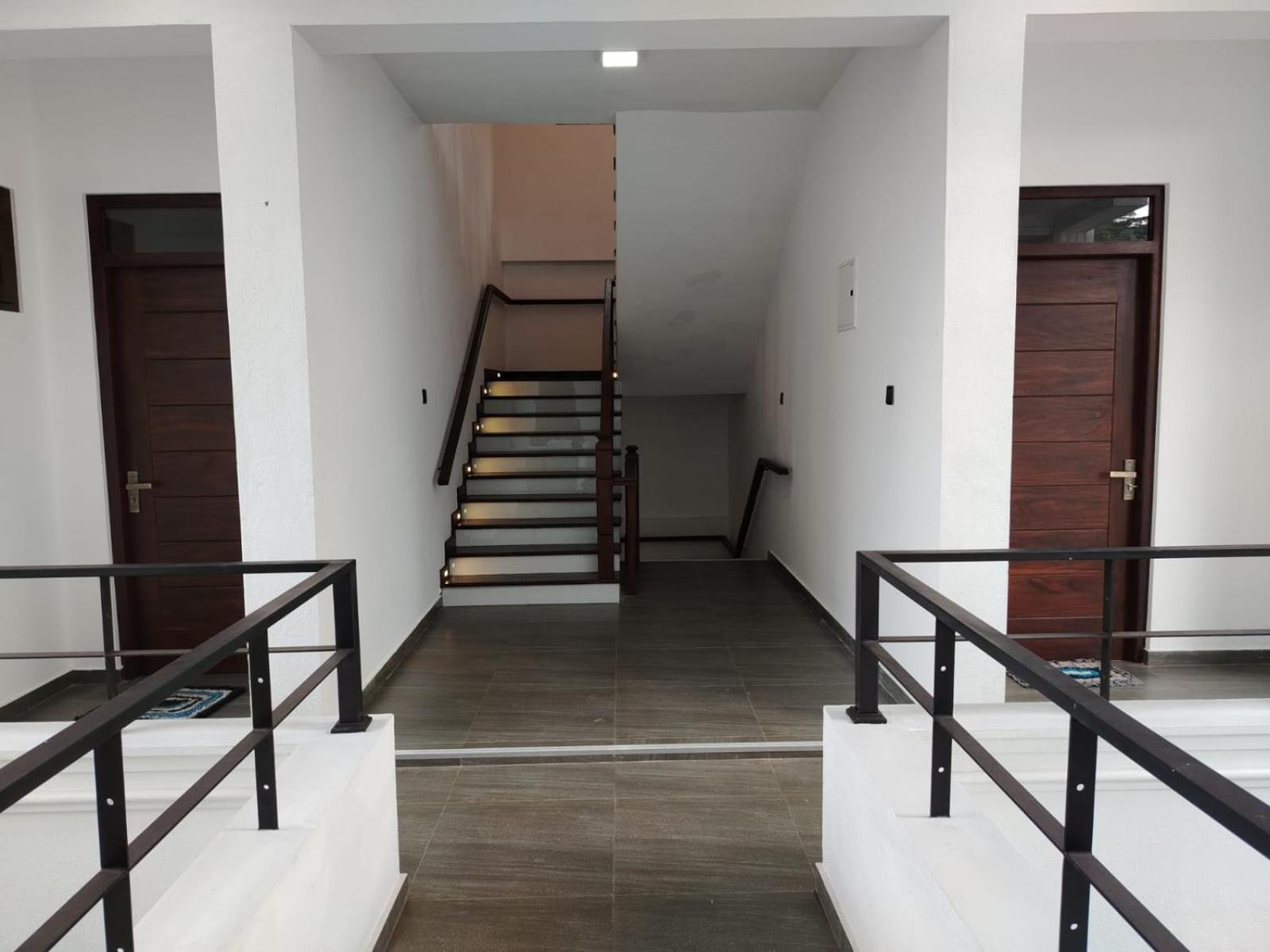 Diora Hotel Ratnapura Exteriér fotografie